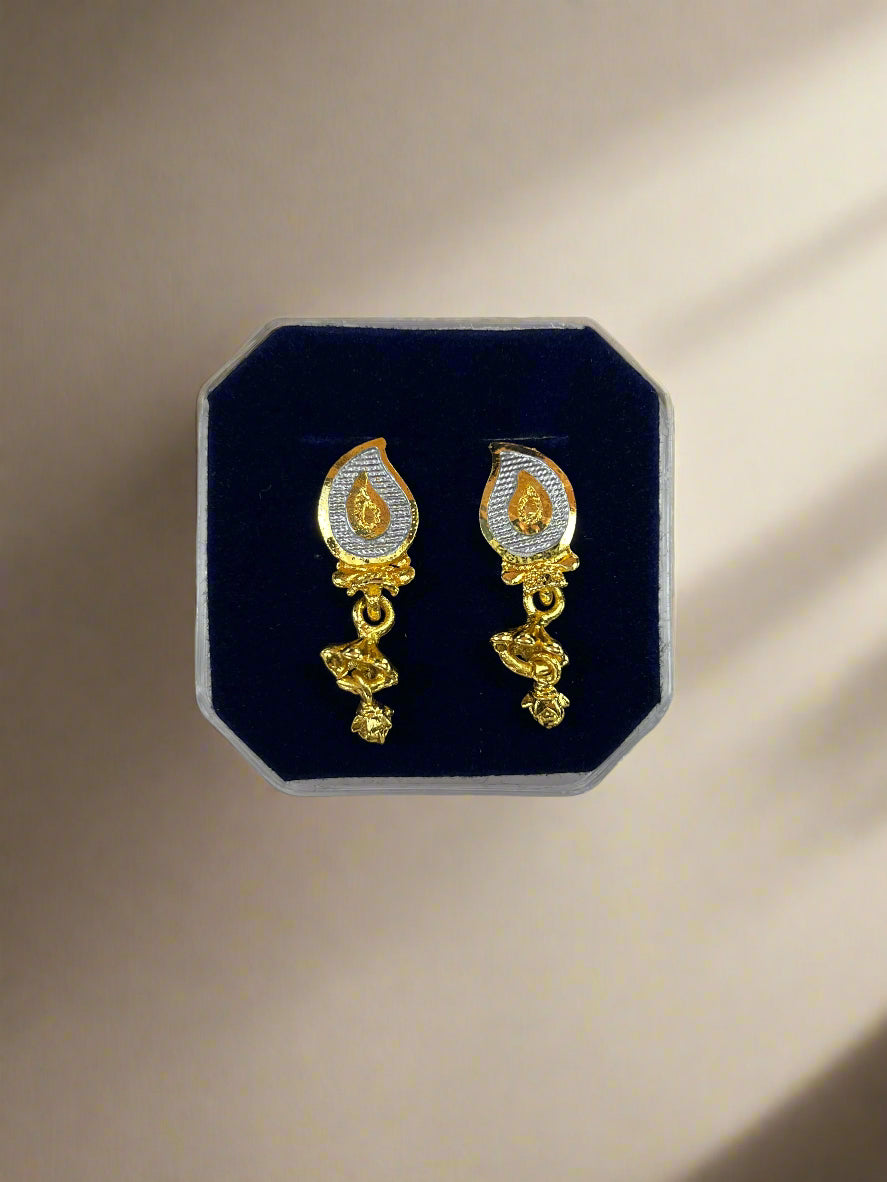 Gold plated earrings