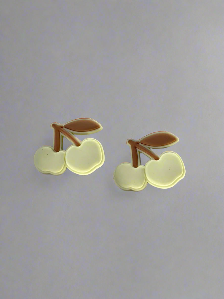 Yellow cherry clip