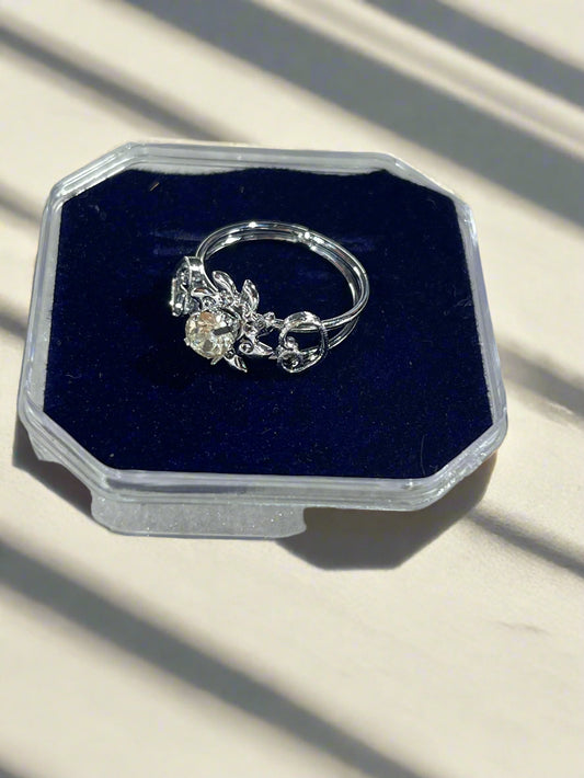 Floral bliss stone ring