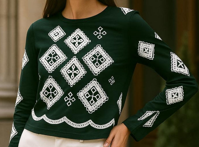 Dark Green Geometric Print Pattern t-shirt